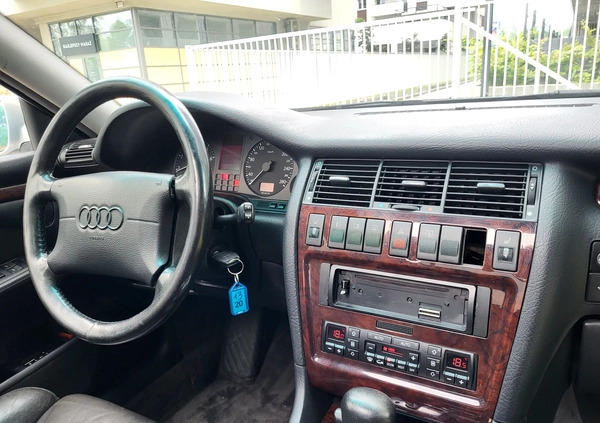 Audi A8 cena 17500 przebieg: 183994, rok produkcji 1995 z Warszawa małe 352